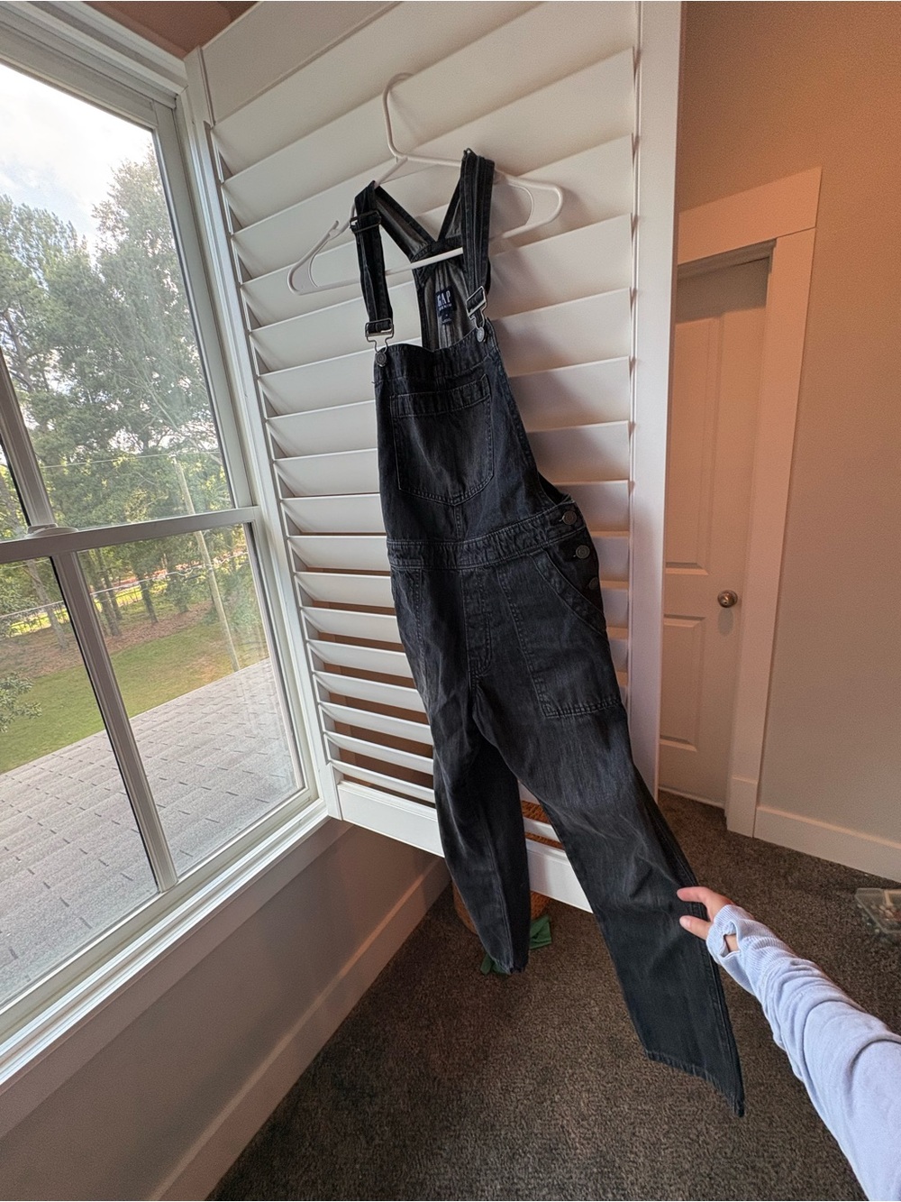 GAP - Black Women's Denim Overalls - Classic Adjustable Straps